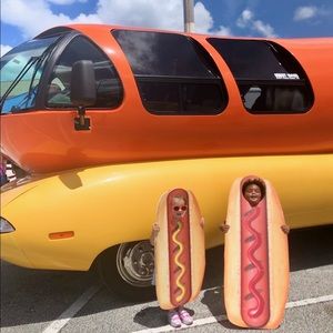 Meet your Posher, Leslie